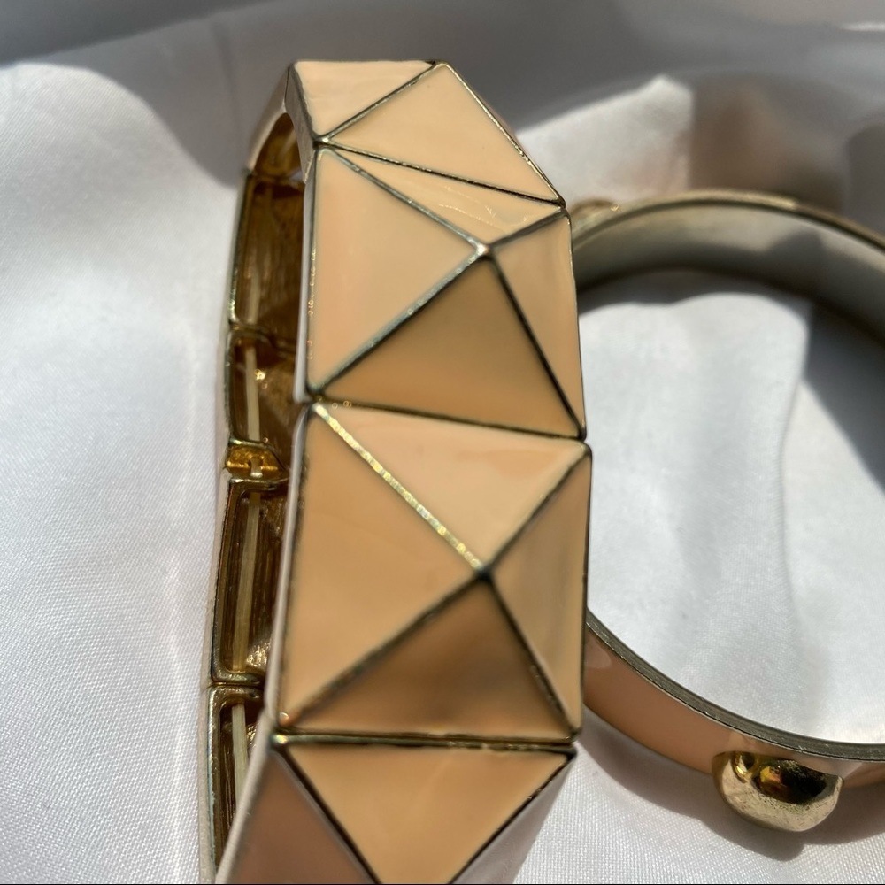 Peach & Gold 2pc Bangle Bracelet Set - Picture 3 of 6